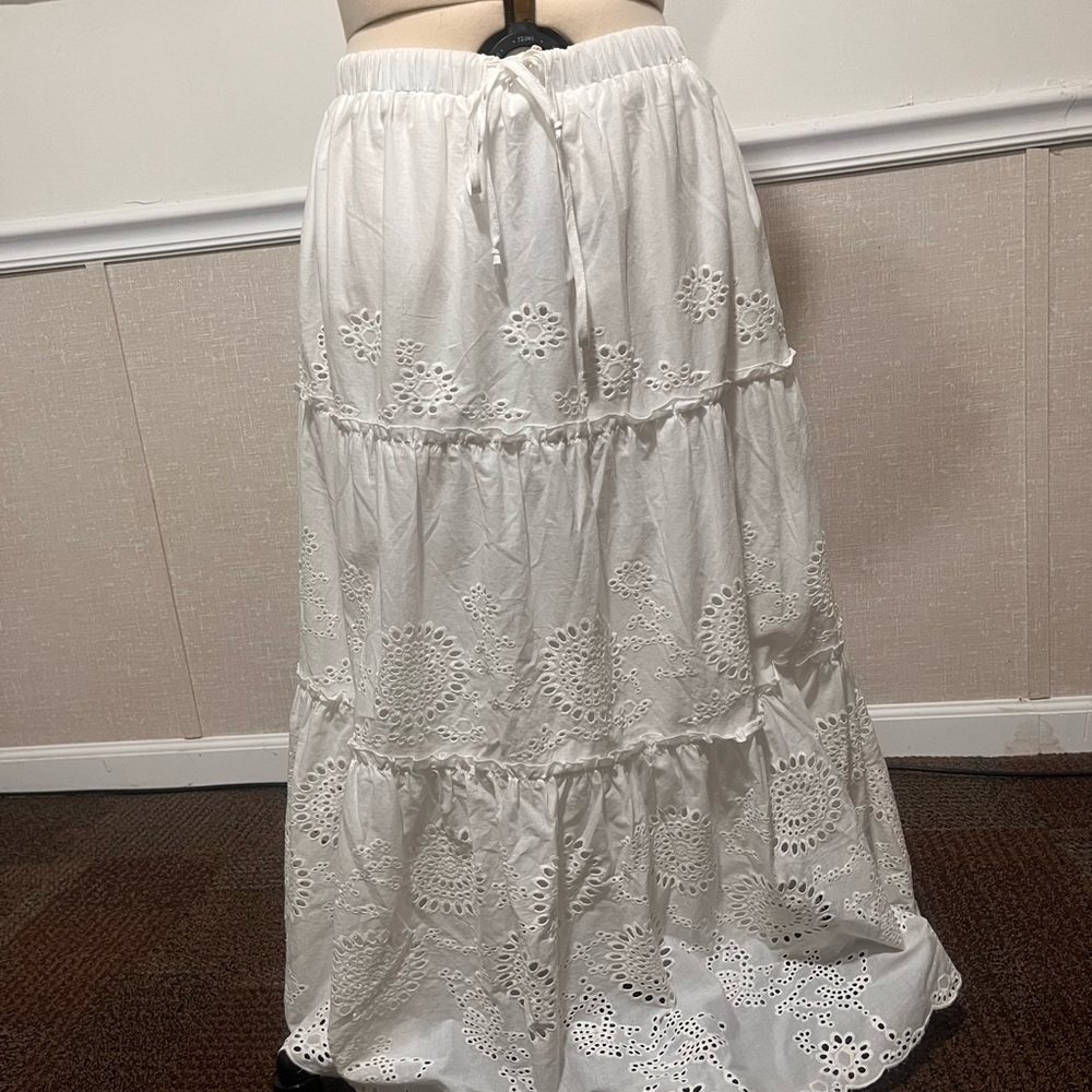 White tiered drawstring maxi skirt with eyelet floral detail